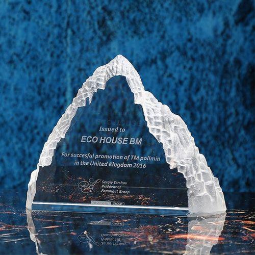 Crystal Ice Moutain Trophy