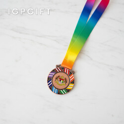 Logam Gantung Anugerah 1004