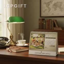 Gaya Retro Kalendar Meja