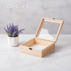 Kotak hadiah kayu yang cantik