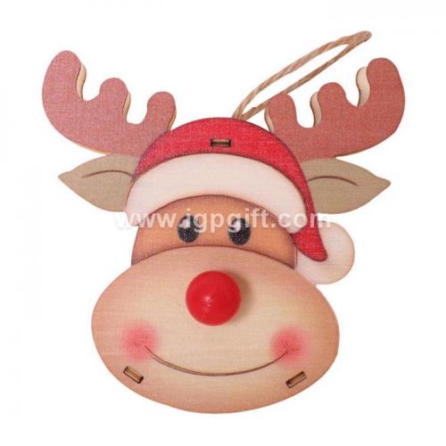 Christmas wooden hanging ornament with light